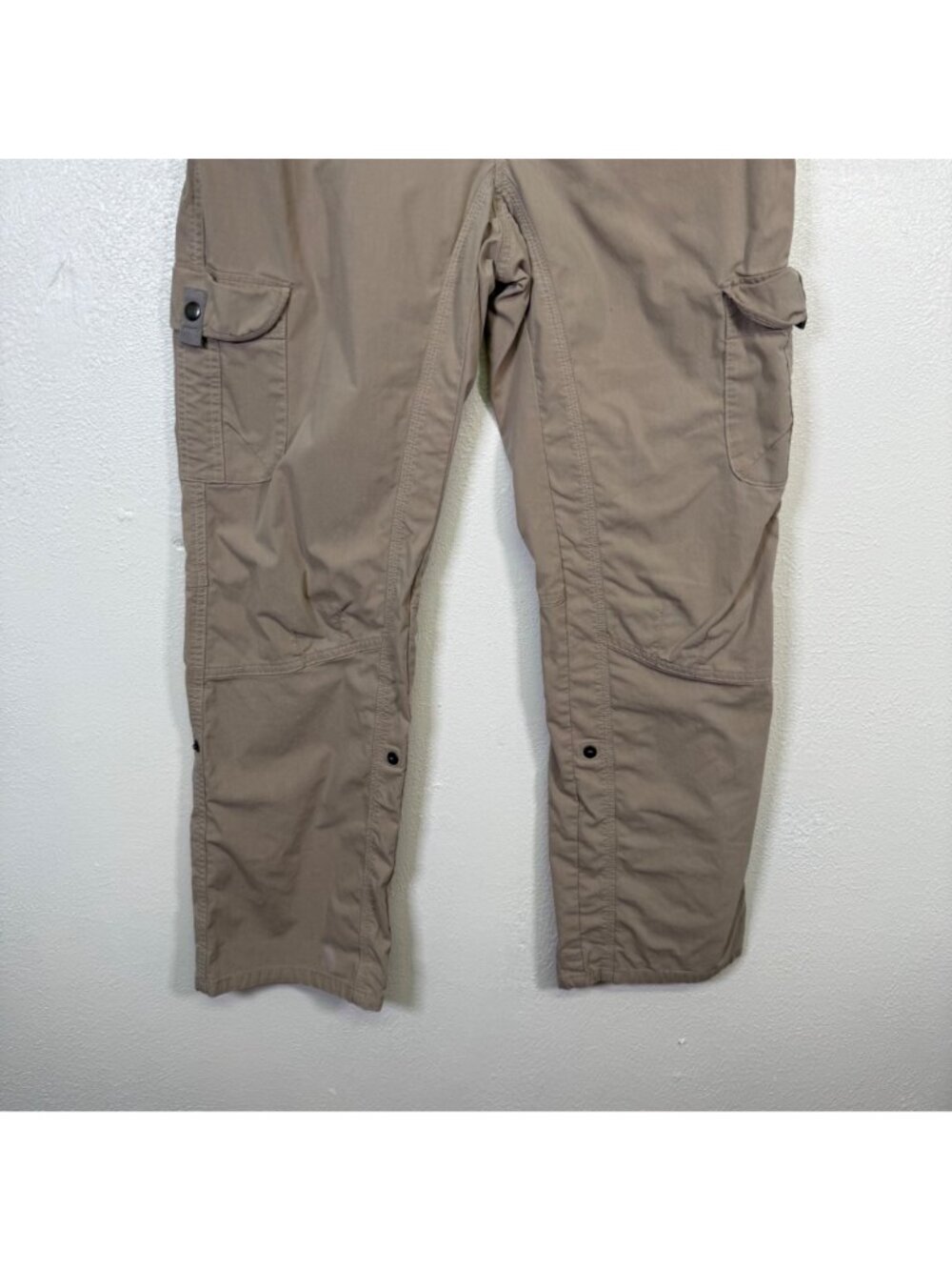 Kühl Womens Cargo Pants Size 10 Short Beige Roll-Up Legs Utility Outdoors - Picture 16 of 16